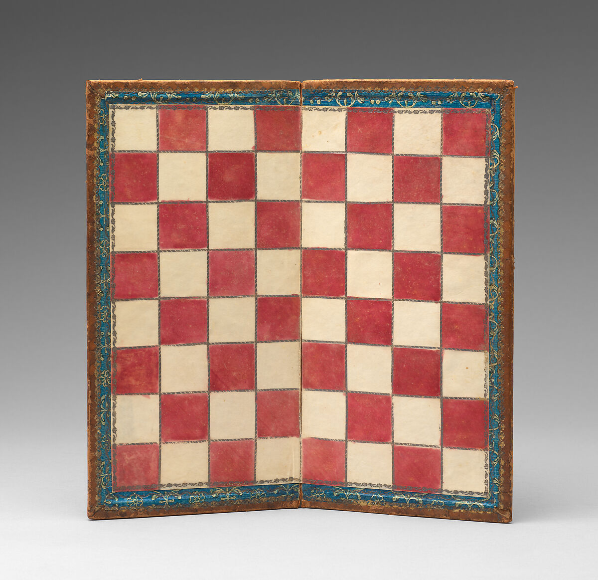 Chessmen (32) and board with case, Chessmen: porcelain; board: leather, parchment; case: leather, brass, German, Meissen