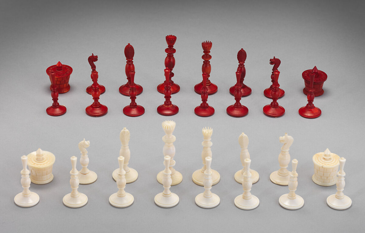 Chessmen (32), Ivory, British 