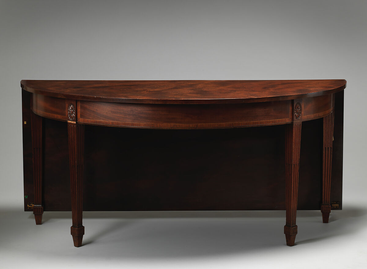 Dining table, Mahogany, British