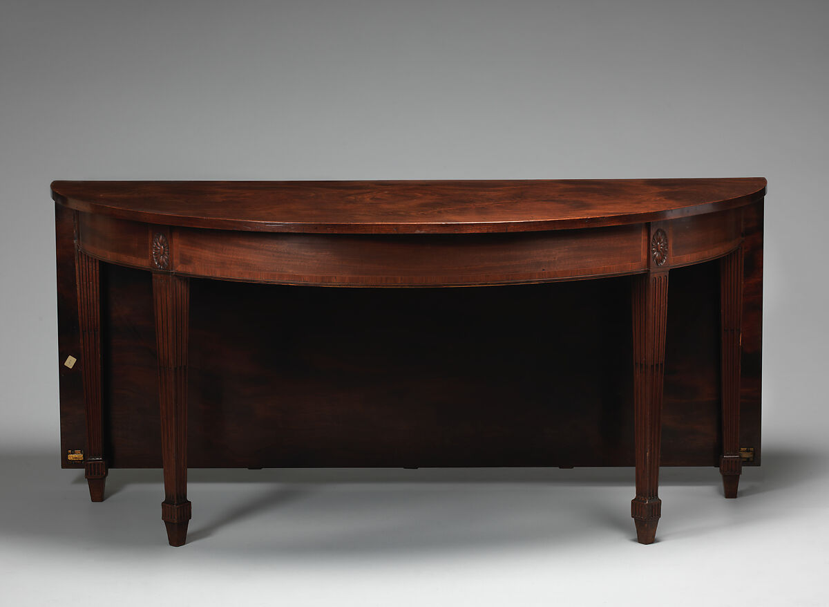Dining table, Mahogany, British