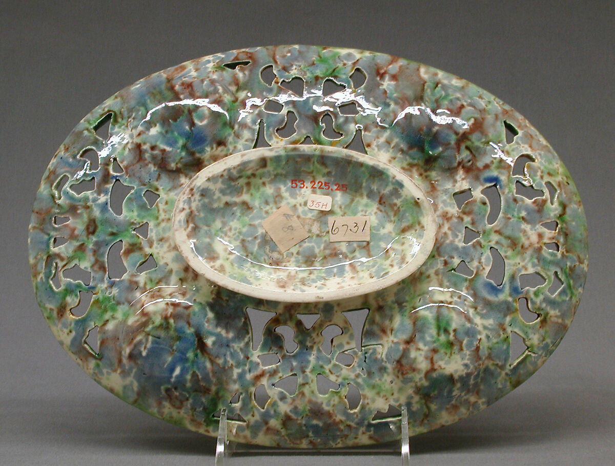 Dish, Manner of Bernard Palissy (French, Agen, Lot-et-Garonne 1510–1590 Paris), Lead-glazed earthenware, French