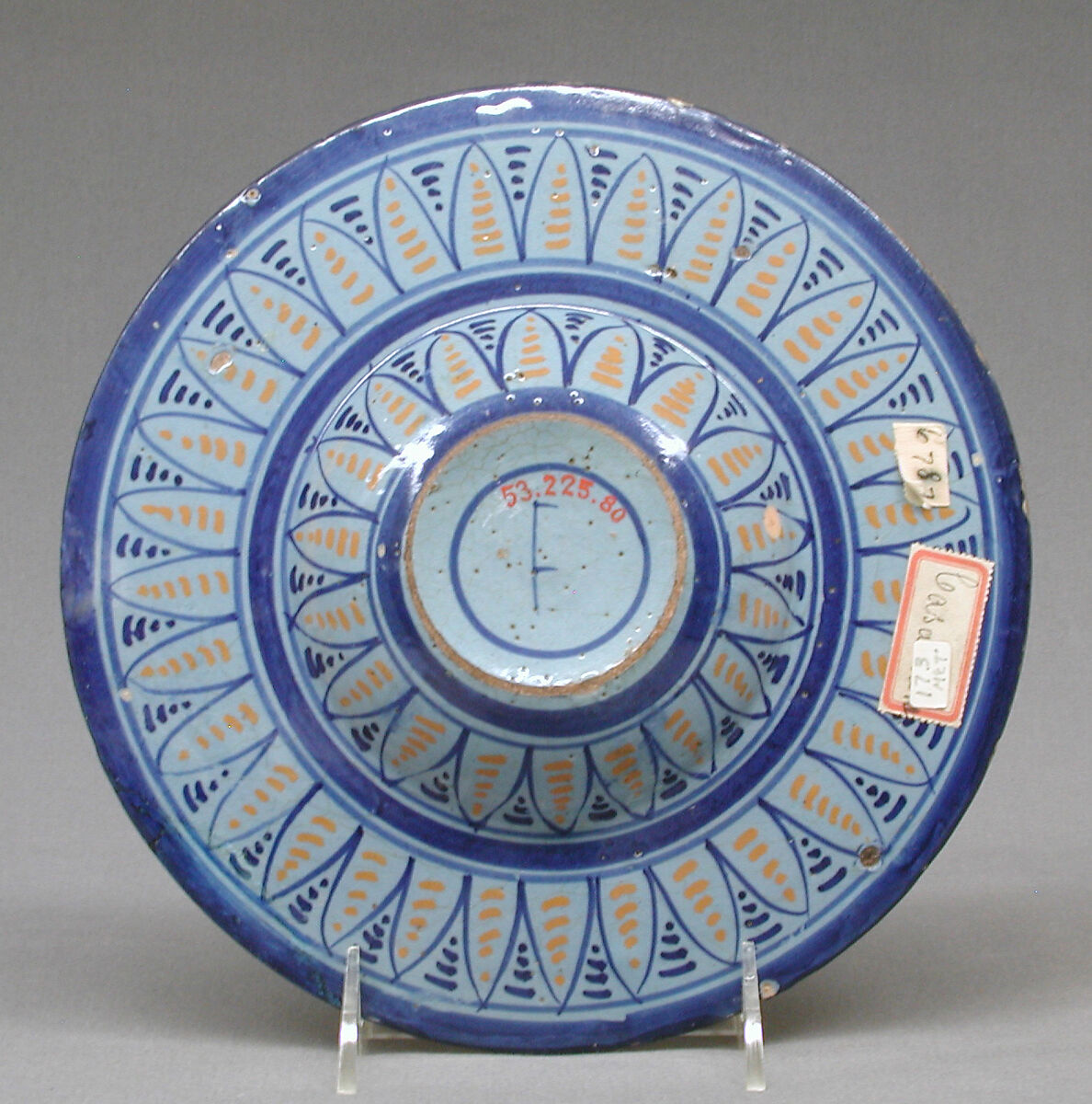 Dish, Casa Pirota Manufactory (Italian), Maiolica (tin-glazed earthenware), Italian, Faenza