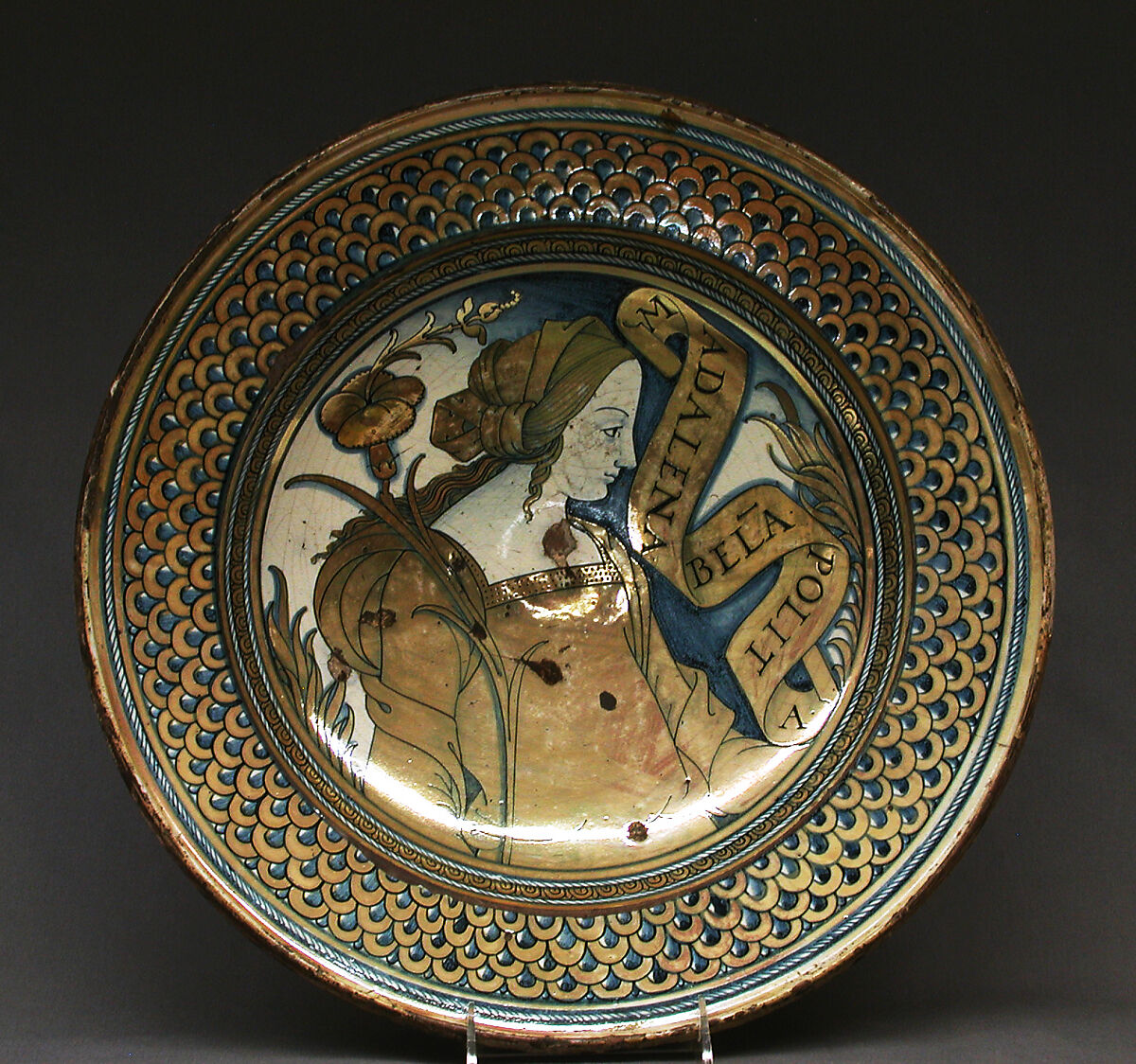 Dish, Maiolica (tin-glazed earthenware), lustered, Italian, Deruta 