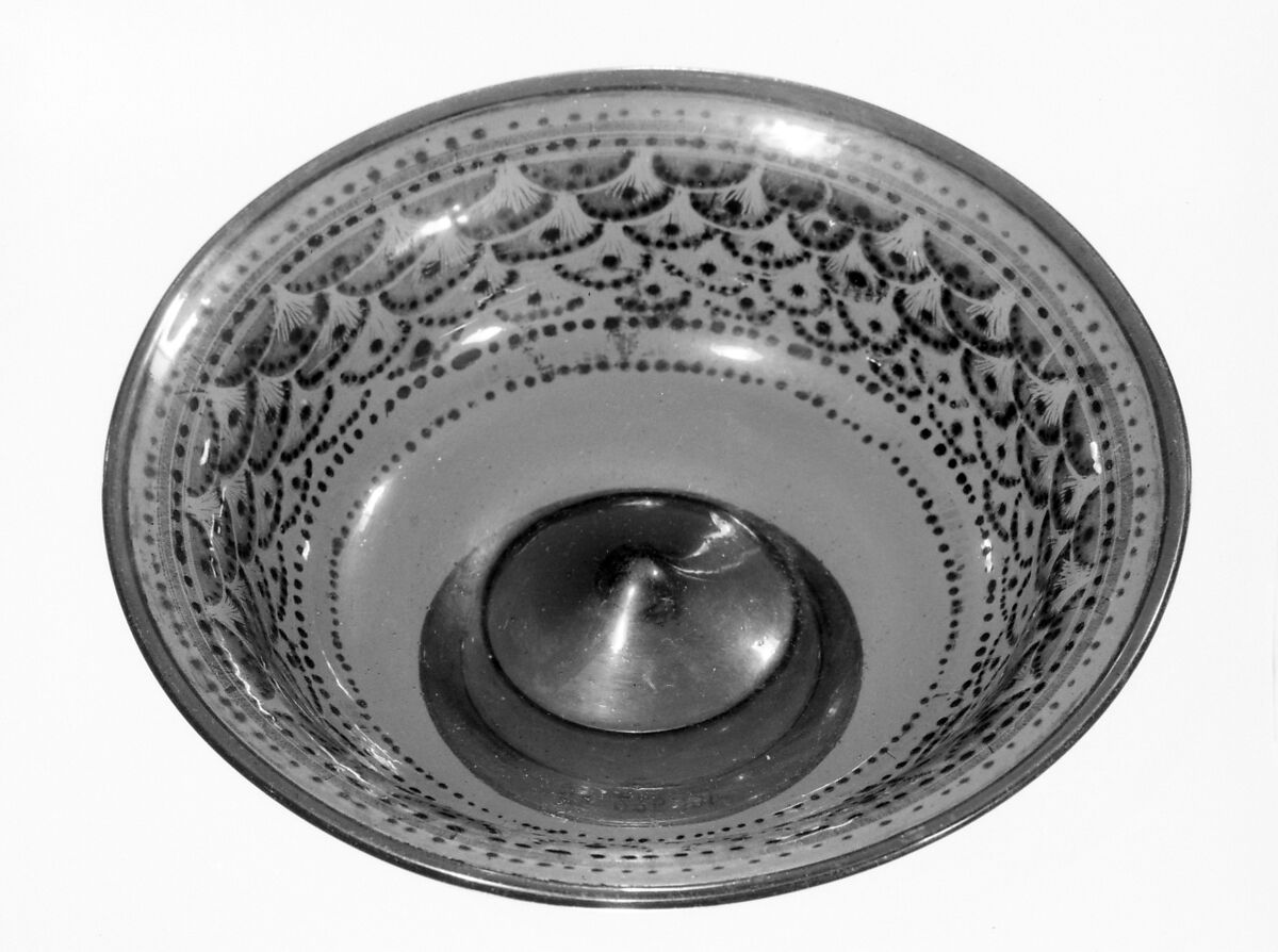 Bowl decorated with a fish-scale pattern, Glass, Italian, Venice (Murano)
