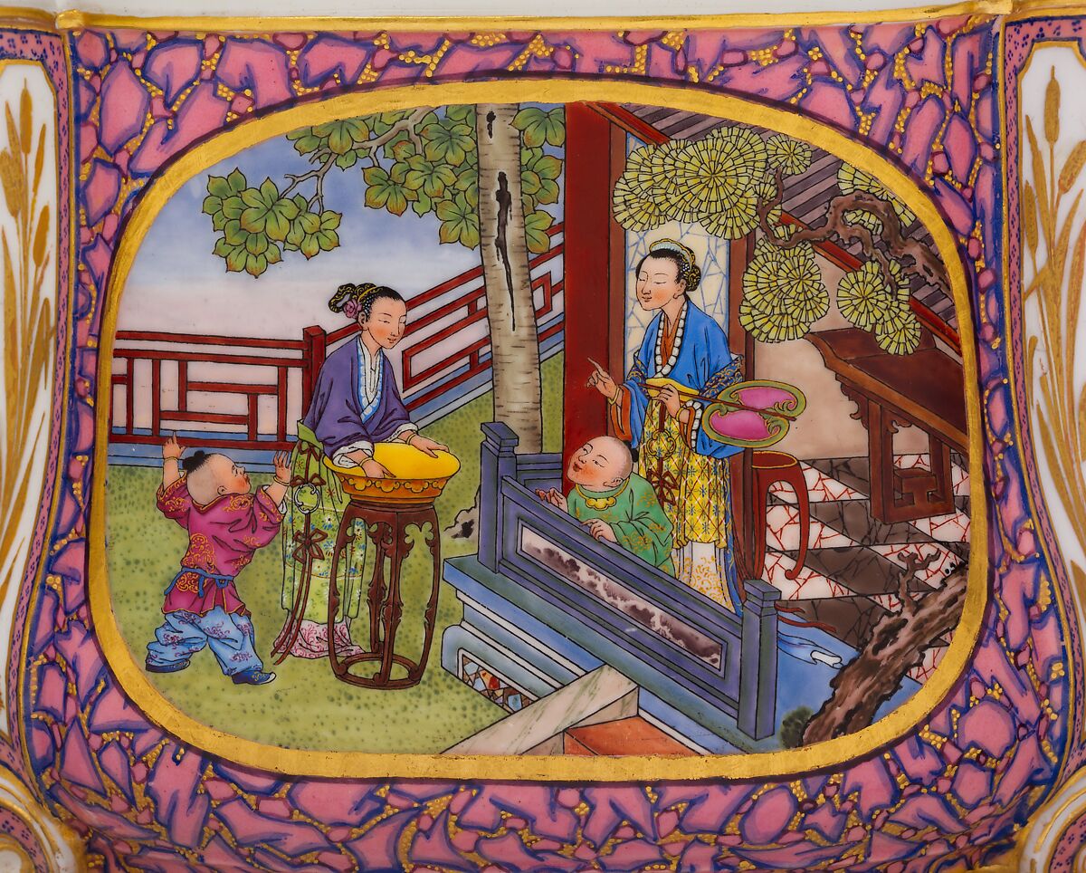 Vase (cuvette à fleurs Courteille), Sèvres Manufactory (French, 1740–present), Soft-paste porcelain decorated in polychrome enamels, gold, French, Sèvres