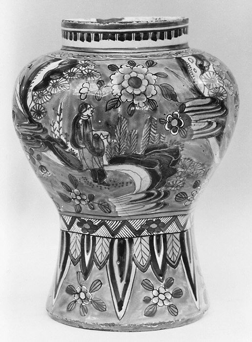 Vase, Tin-glazed earthenware, German, Hanau 