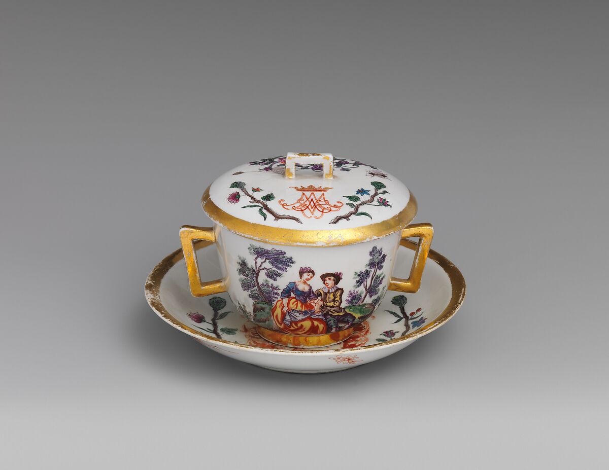 Small tureen and stand, Vienna, Hard-paste porcelain, Austrian, Vienna 