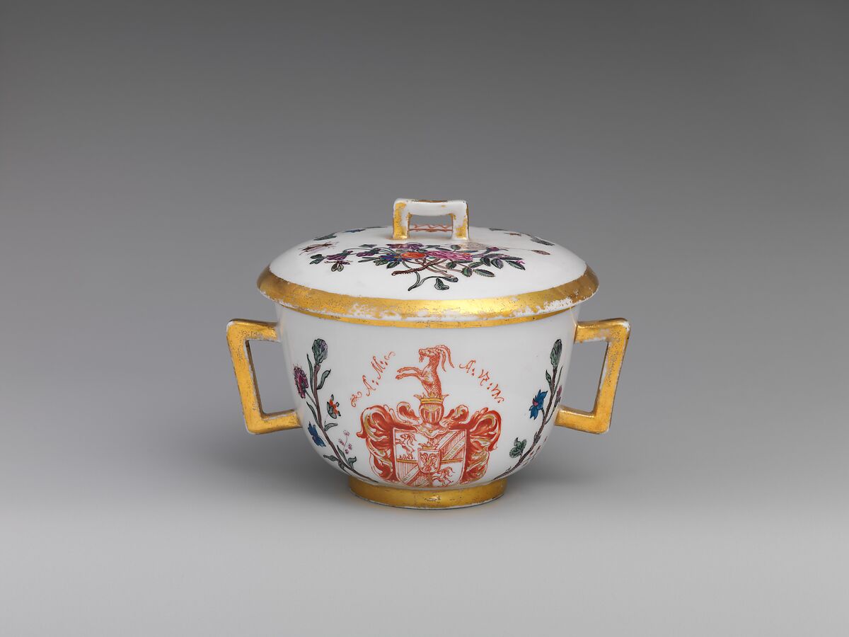 Small tureen and stand, Vienna, Hard-paste porcelain, Austrian, Vienna