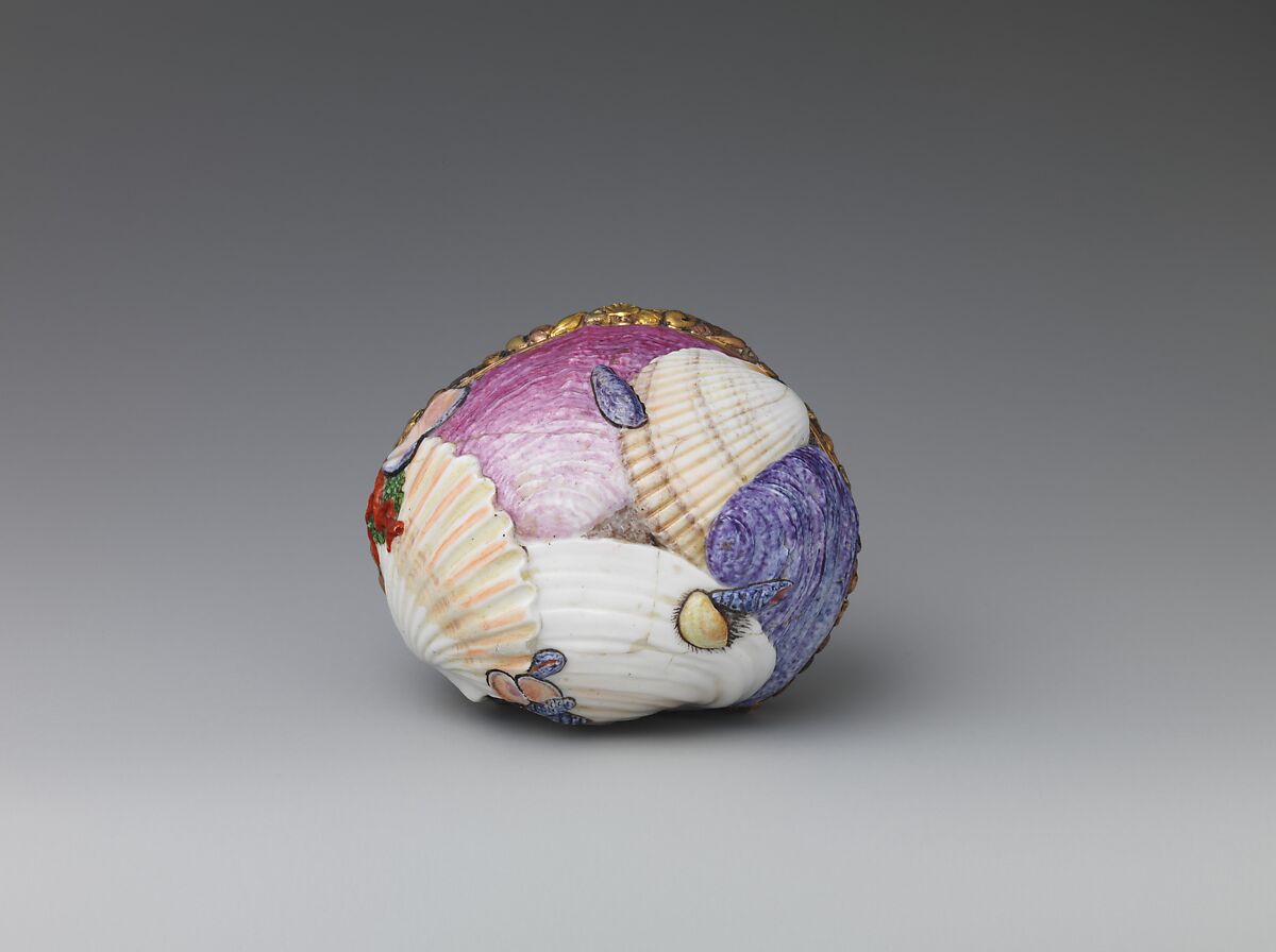 Snuffbox, Capodimonte Porcelain Manufactory (Italian, 1740/43–1759), Soft-paste porcelain decorated in polychrome enamels; gold mounts, Italian, Naples
