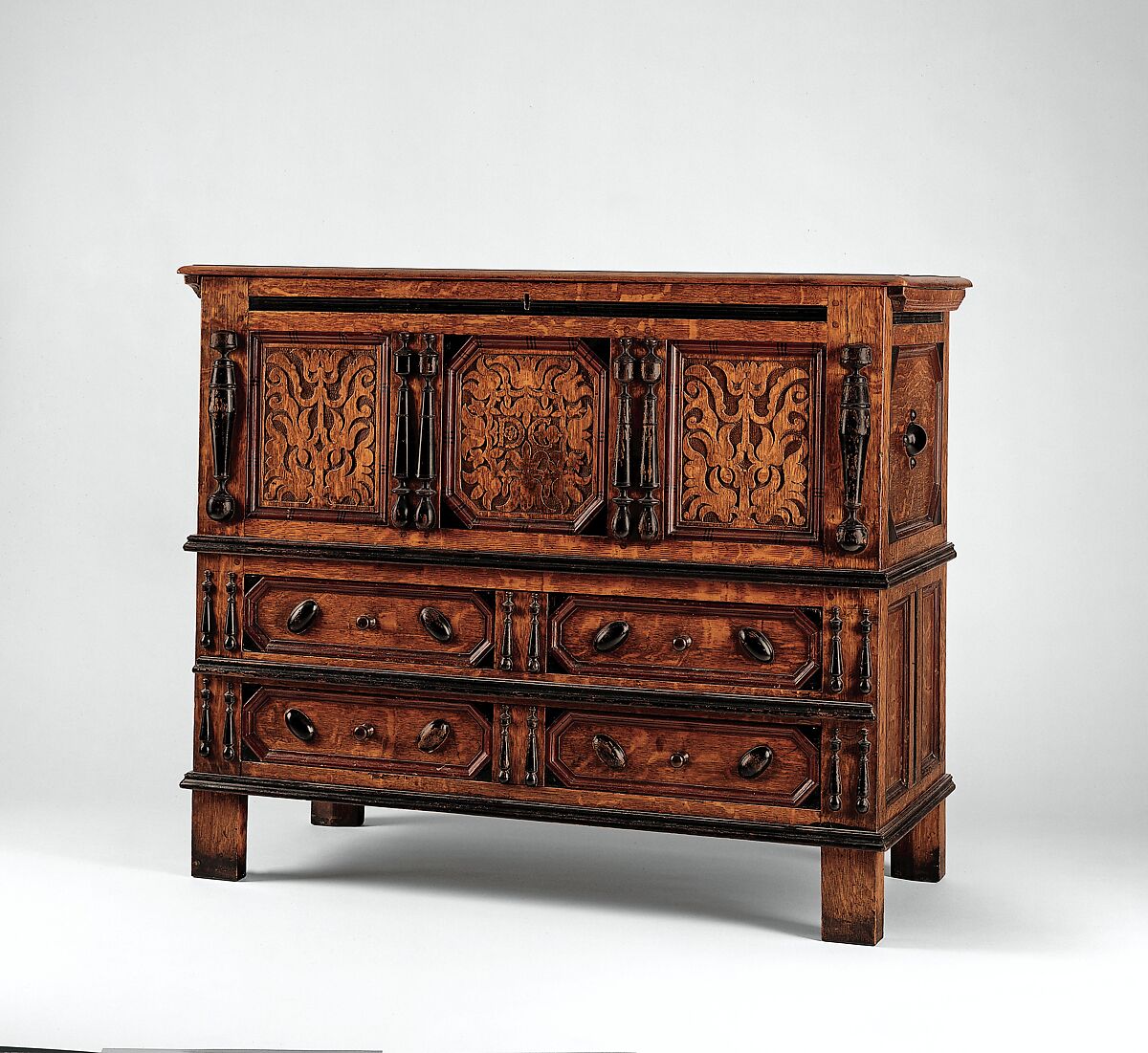 Chest with drawers, Workshop of Peter Blin (ca. 1675–1725), White oak, yellow pine, white cedar, American 