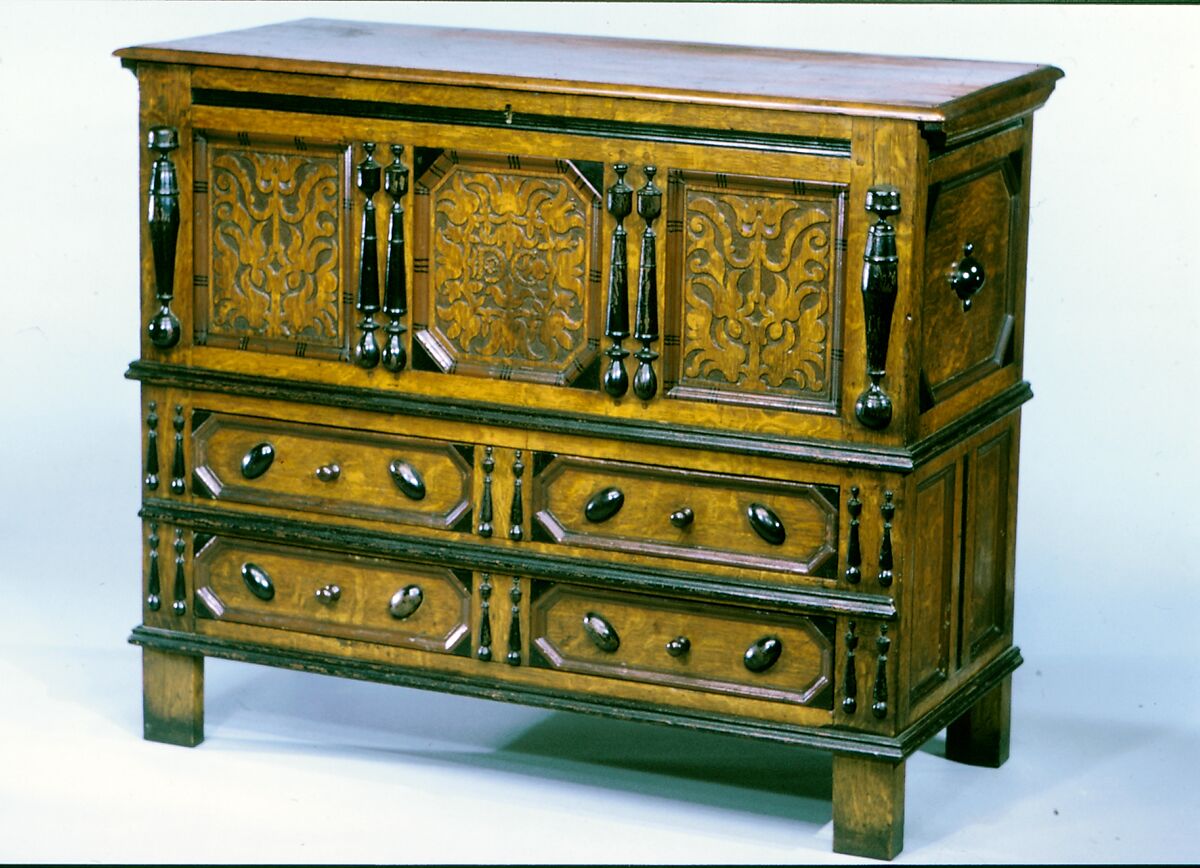 Chest with drawers, Workshop of Peter Blin (ca. 1675–1725), White oak, yellow pine, white cedar, American