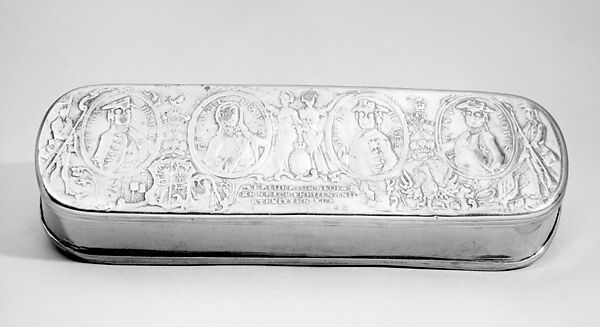 Tobacco box