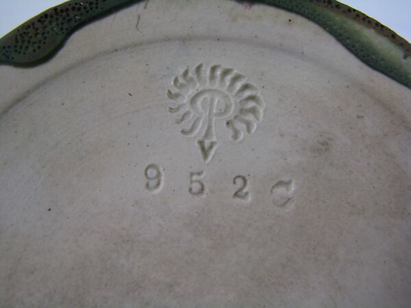 Vase, Rookwood Pottery Company (American, Cincinnati, Ohio 1880–1967), Earthenware, American