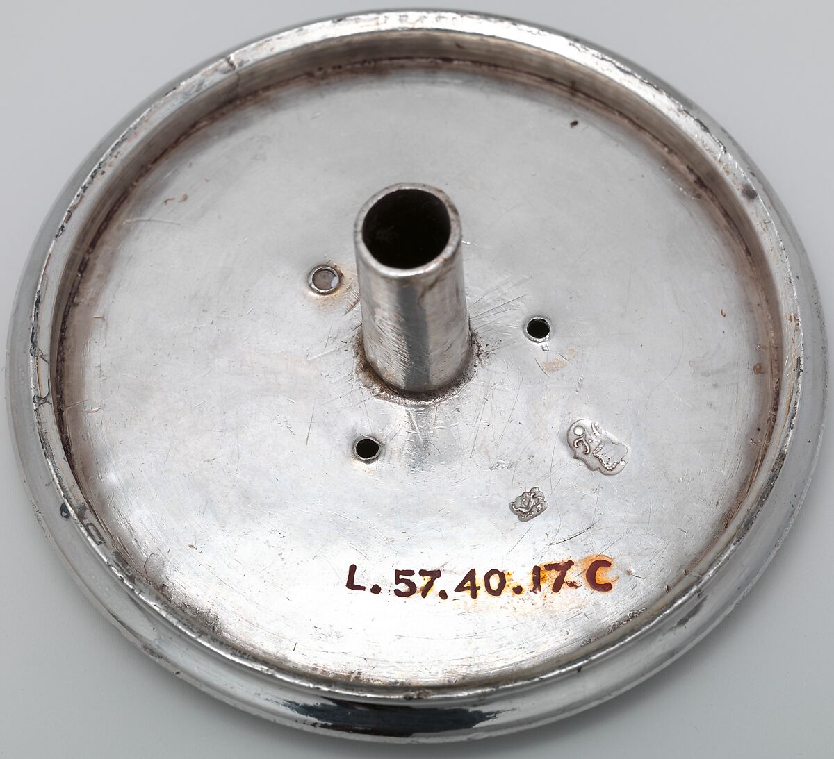 Teakettle and spirit lamp with stand, Paul de Lamerie (British, 1688–1751, active 1712–51), Silver, leather, British, London