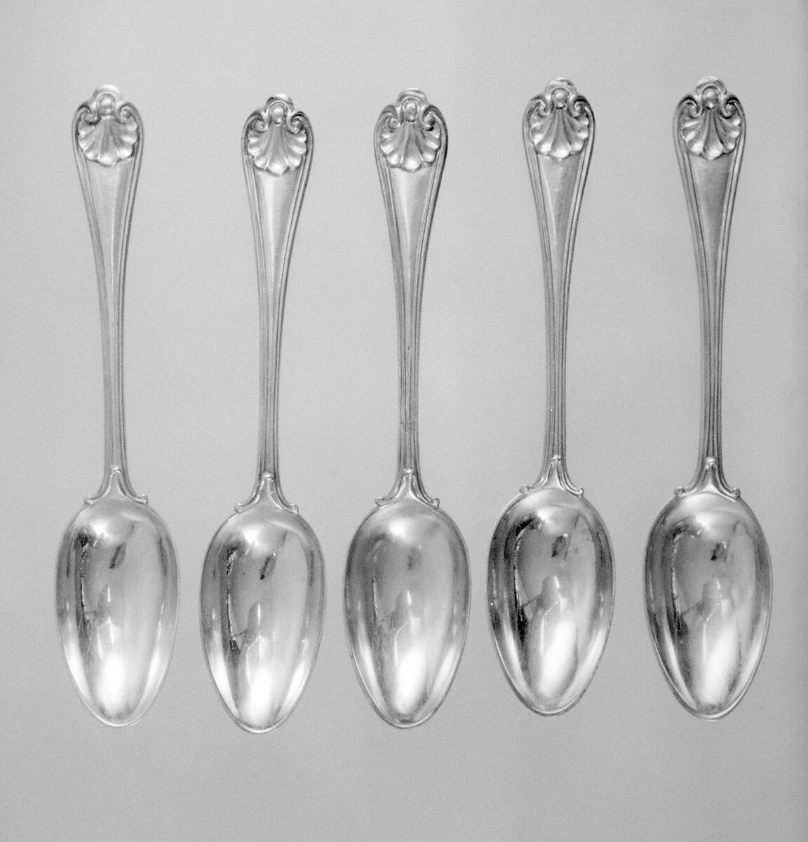 Twelve spoons, Paul de Lamerie (British, 1688–1751, active 1712–51), Silver gilt, British, London