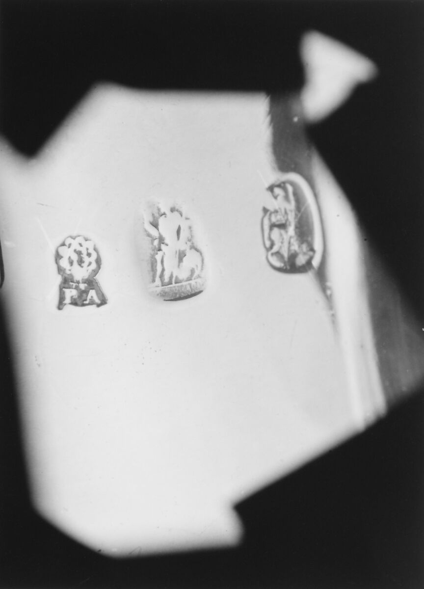 Two-handled cup with cover, Simon Pantin I (British, ca. 1672–1728), Silver, British, London