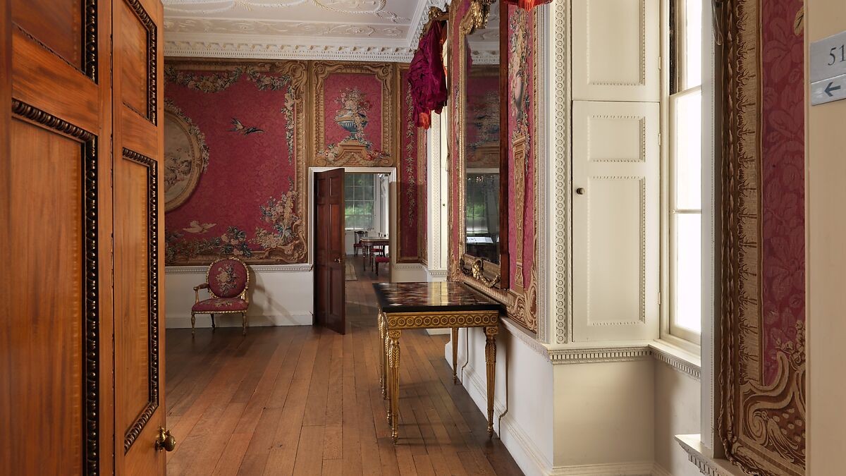 Two overdoor panels with vases, General conception by Jacques Germain Soufflot (French, Irancy 1713–1780 Paris), Wool, silk (22-24 warps per inch, 9–10 per cm.), French, Paris