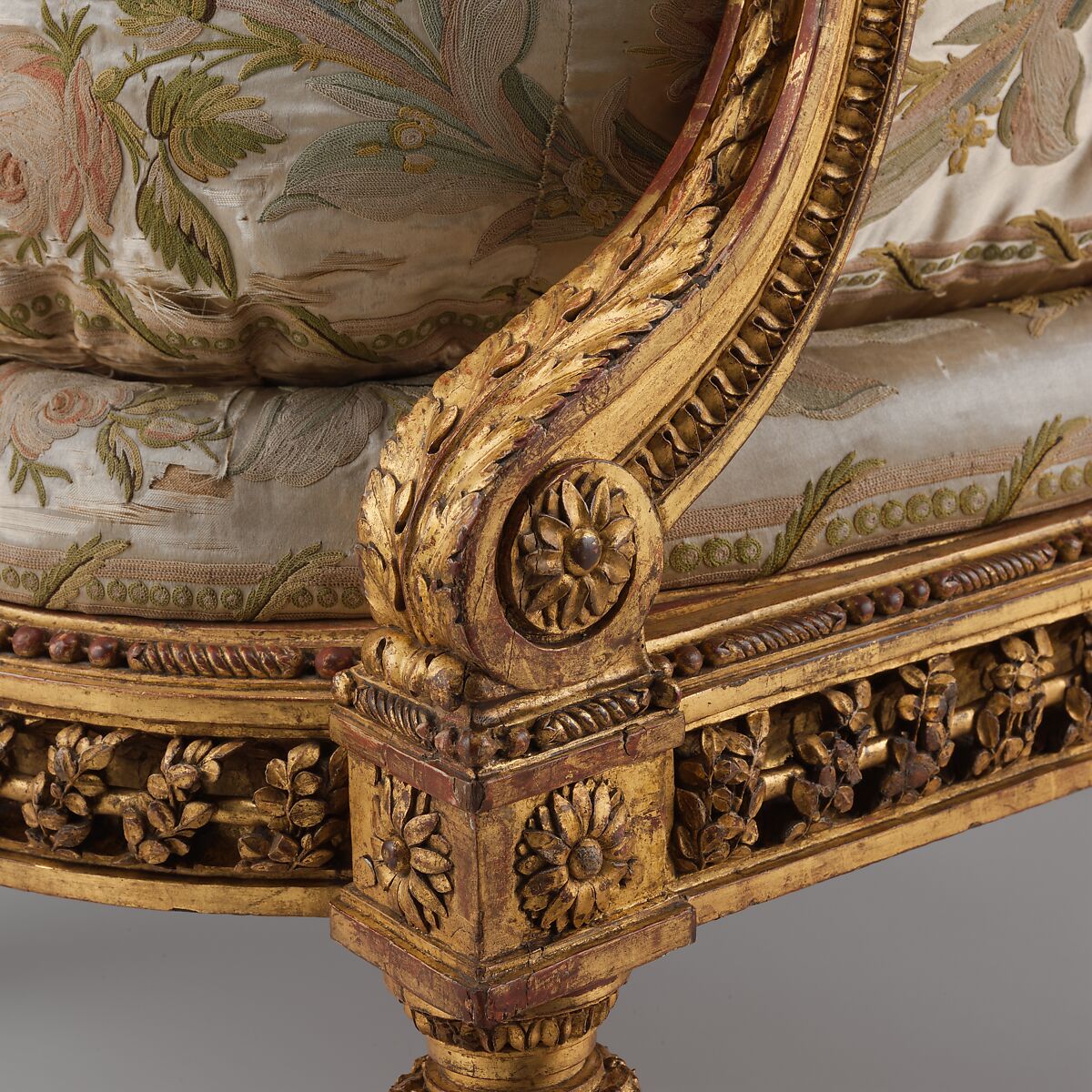Armchair (Fauteuil à la reine) (one of a pair) (part of a set), Georges Jacob (French, Cheny 1739–1814 Paris), Carved and gilded walnut; embroidered silk satin, French, Paris