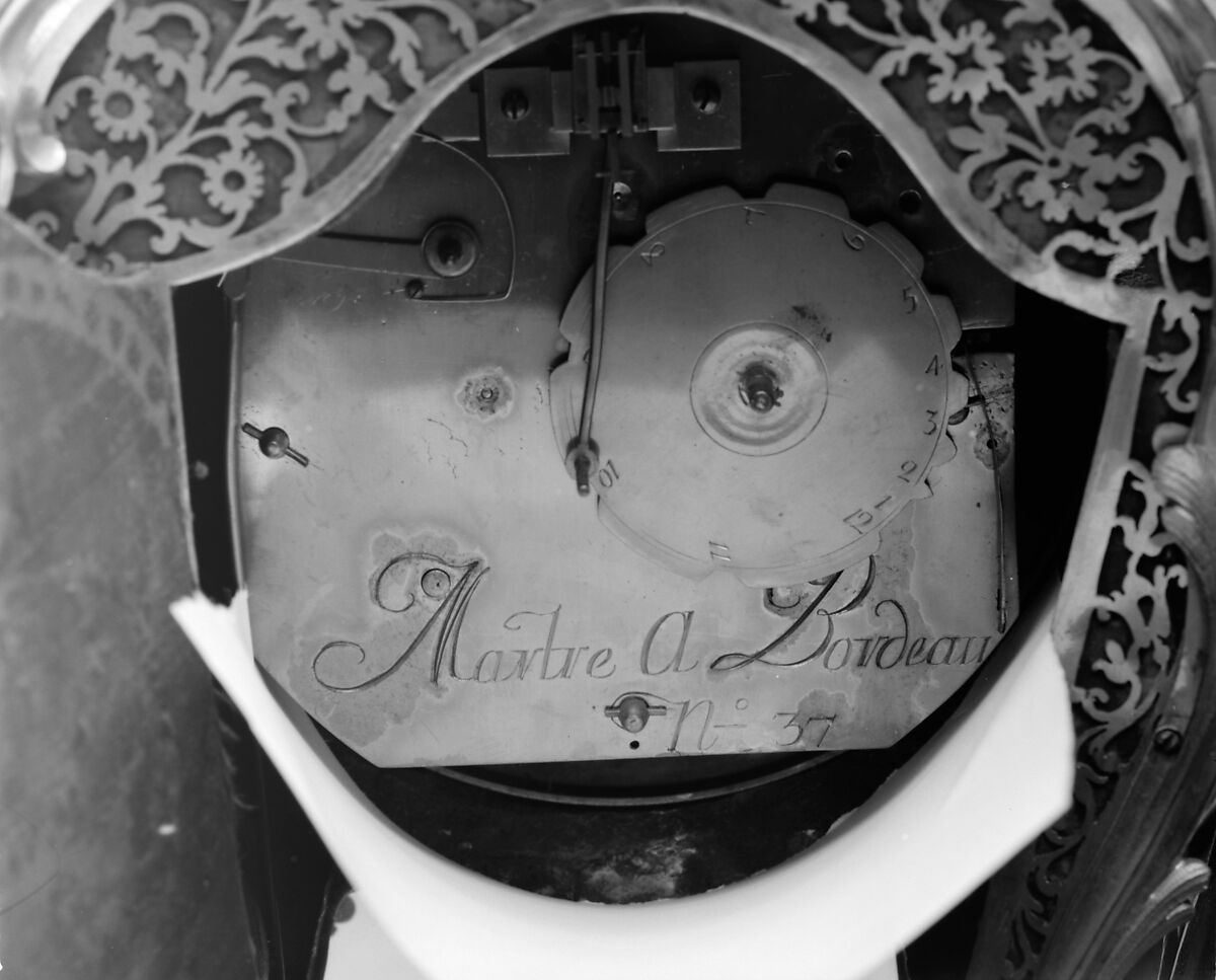 Musical mantel clock (Pendule avec boîte à musique), Clockmaker: Jean Baptiste Martre (born 1734, working 1770–85), Case of gilt bronze, French, Bordeaux