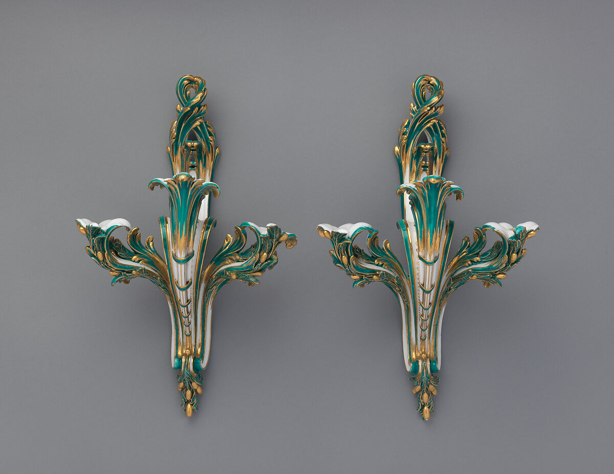 Wall sconce (bras de cheminée) (one of a pair), Sèvres Manufactory (French, 1740–present), Soft-paste porcelain, gilt bronze, French, Sèvres