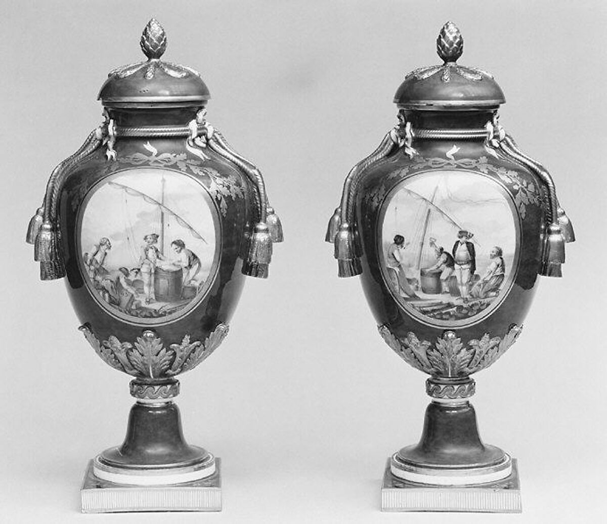 Vase with cover (Vase à gland) (one of a pair), Sèvres Manufactory (French, 1740–present), Soft-paste porcelain, French, Sèvres 