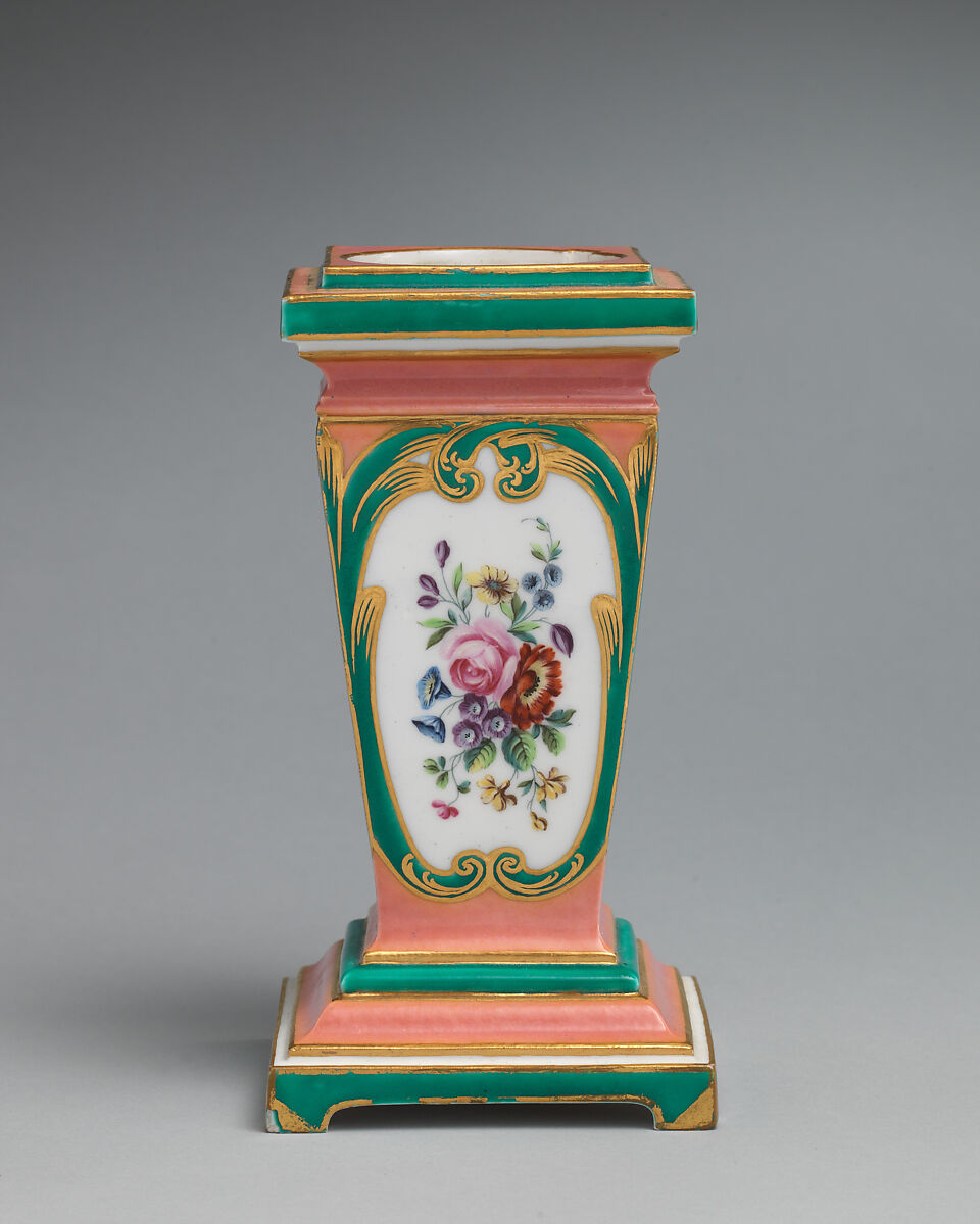 Pedestal vase and bulb pot (piédestal en gaine) (one of a pair), Sèvres Manufactory (French, 1740–present), Soft-paste porcelain, French, Sèvres