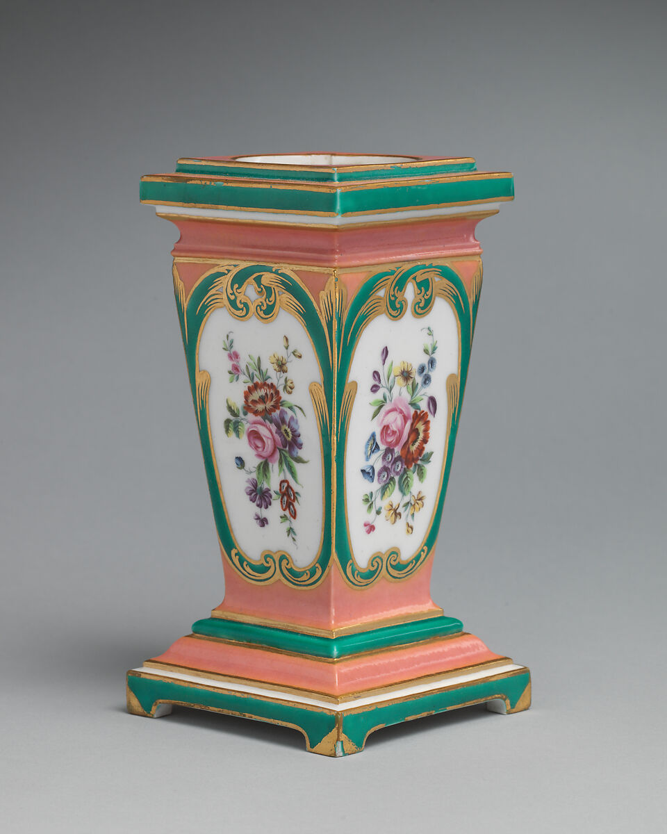 Pedestal vase and bulb pot (piédestal en gaine) (one of a pair), Sèvres Manufactory (French, 1740–present), Soft-paste porcelain, French, Sèvres 