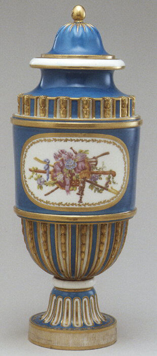 Vase (vase cannelés à bandeau) (one of a pair), Sèvres Manufactory (French, 1740–present), Soft-paste porcelain, French, Sèvres