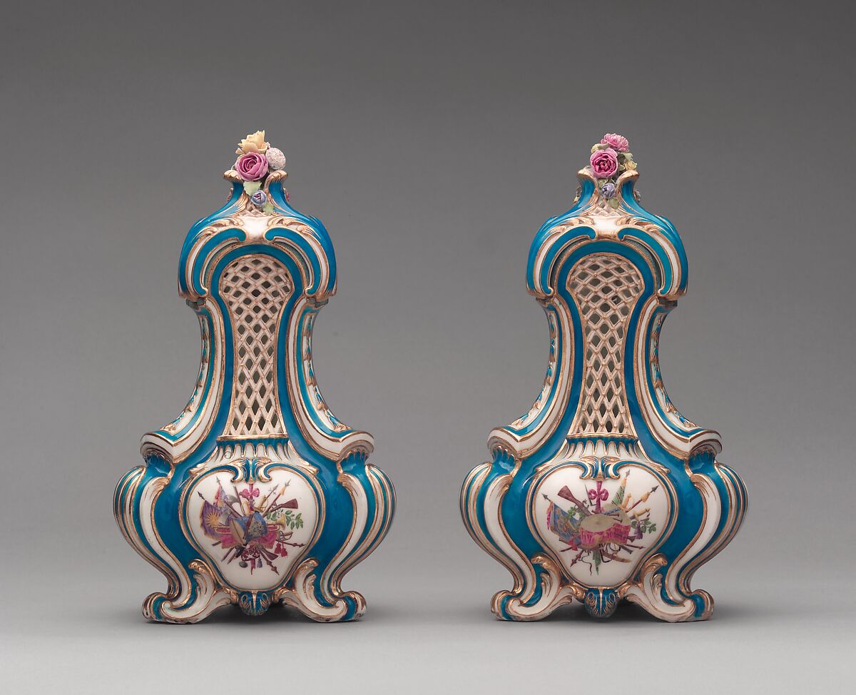 Vase with cover (vase pot-pourri triangle) (one of a pair), Sèvres Manufactory (French, 1740–present), Soft-paste porcelain, French, Sèvres