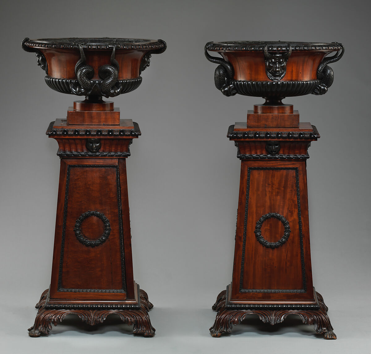 Wine cistern (urn and pedestal) (one of a pair), Mahogany, bronze, British