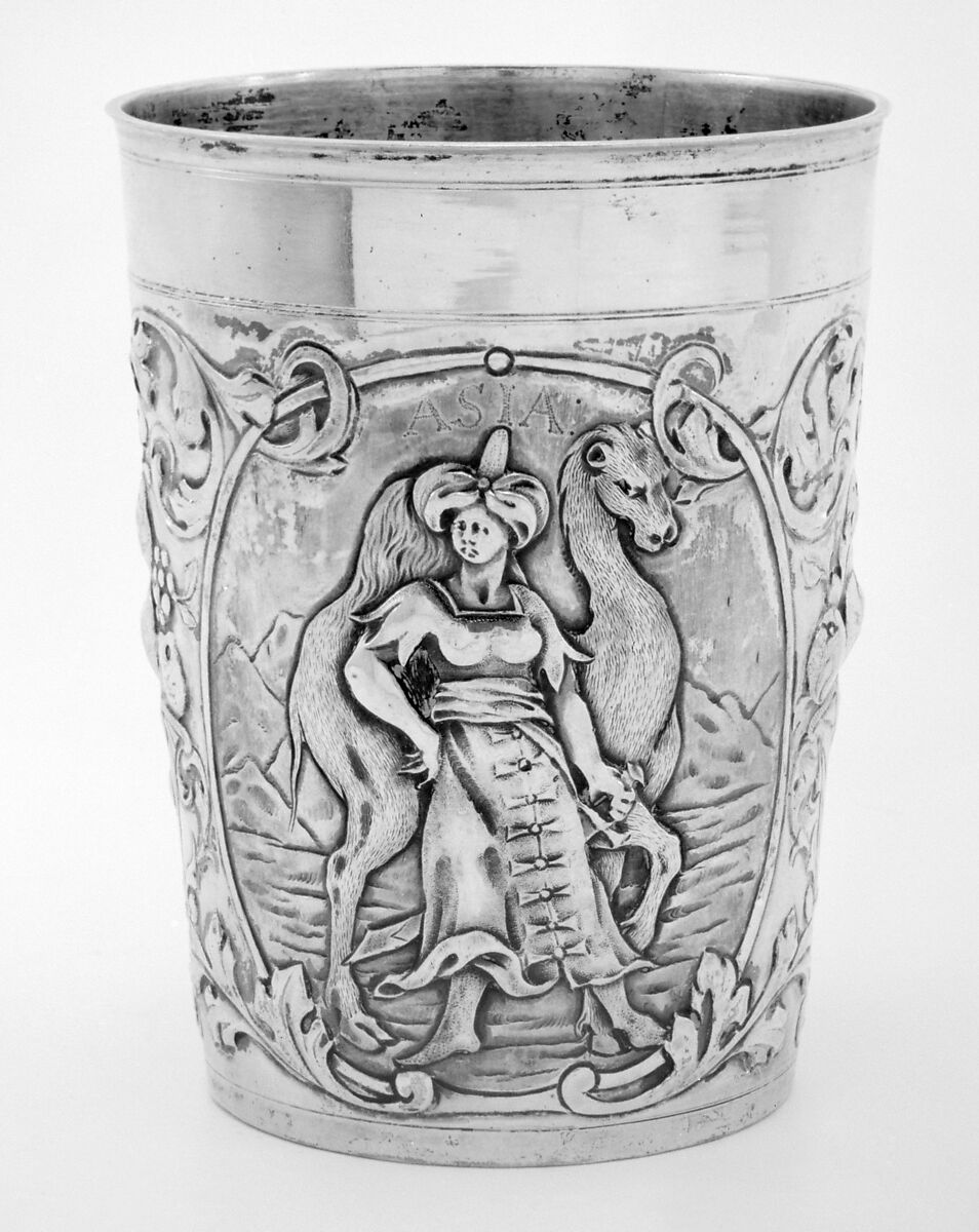 Beaker, Cornelius Poppe (ca. 1650–1723, master ca. 1685), Silver, partly gilt, German, Augsburg 