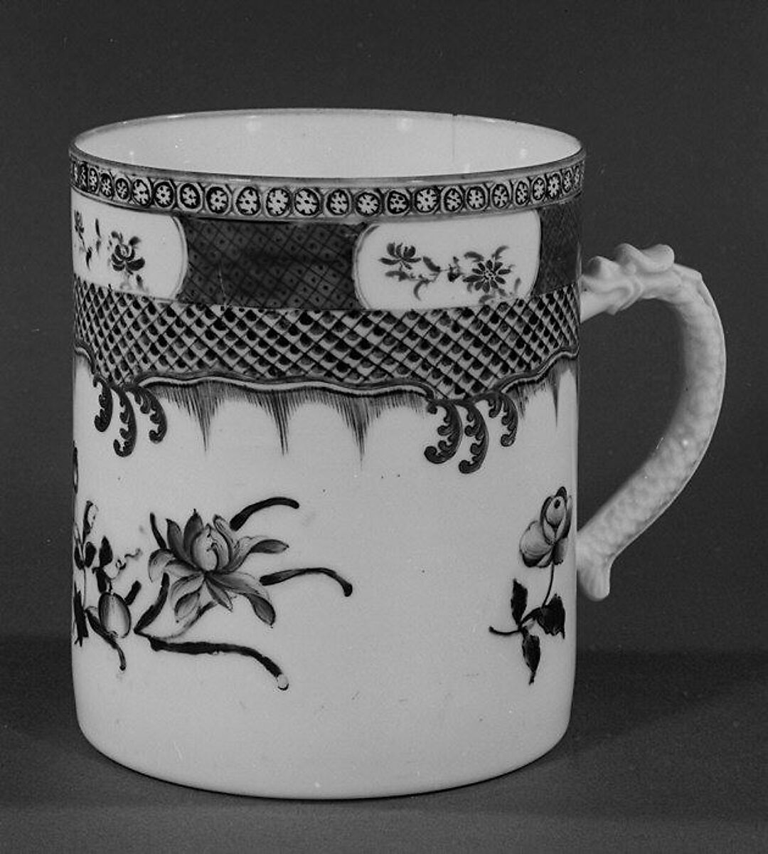Mug (one of two), Hard-paste porcelain, Chinese, probably for British market 