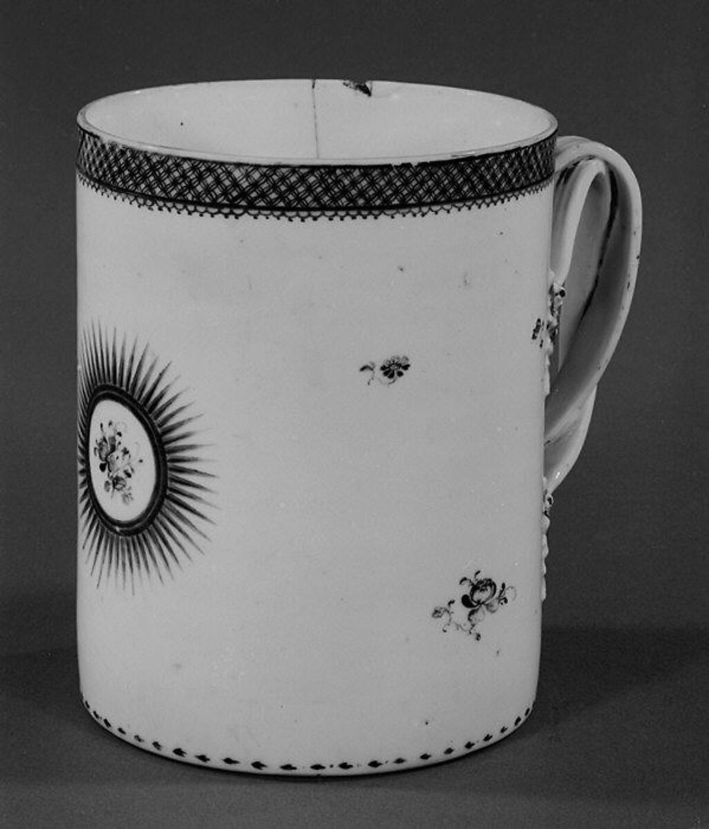 Mug, Hard-paste porcelain, Chinese, for British or American market 