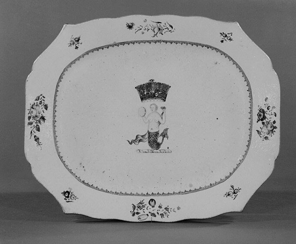 Platter, Hard-paste porcelain, Chinese, for British market 