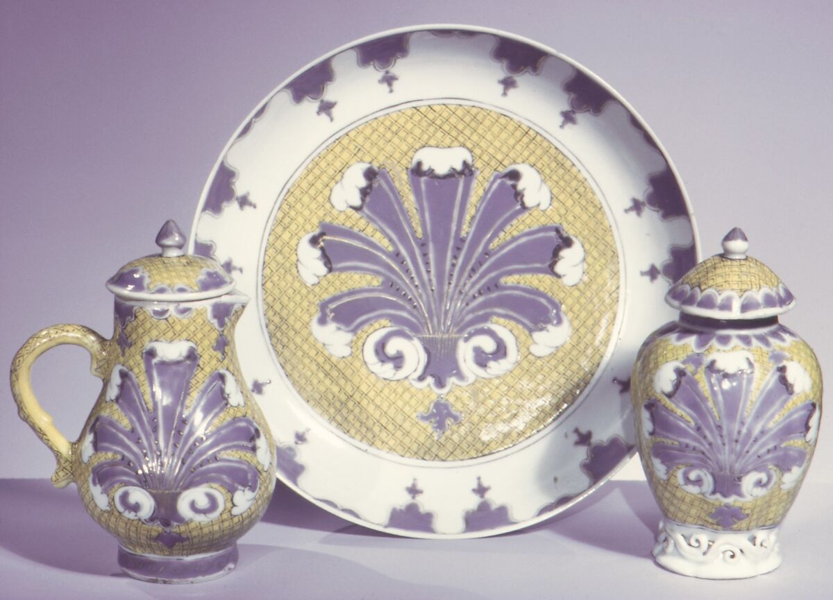 Tea caddy with cover (part of a service), After a design by Cornelis Pronk (Dutch, Amsterdam 1691–1759 Amsterdam), Hard-paste porcelain, Chinese, possibly for Dutch market