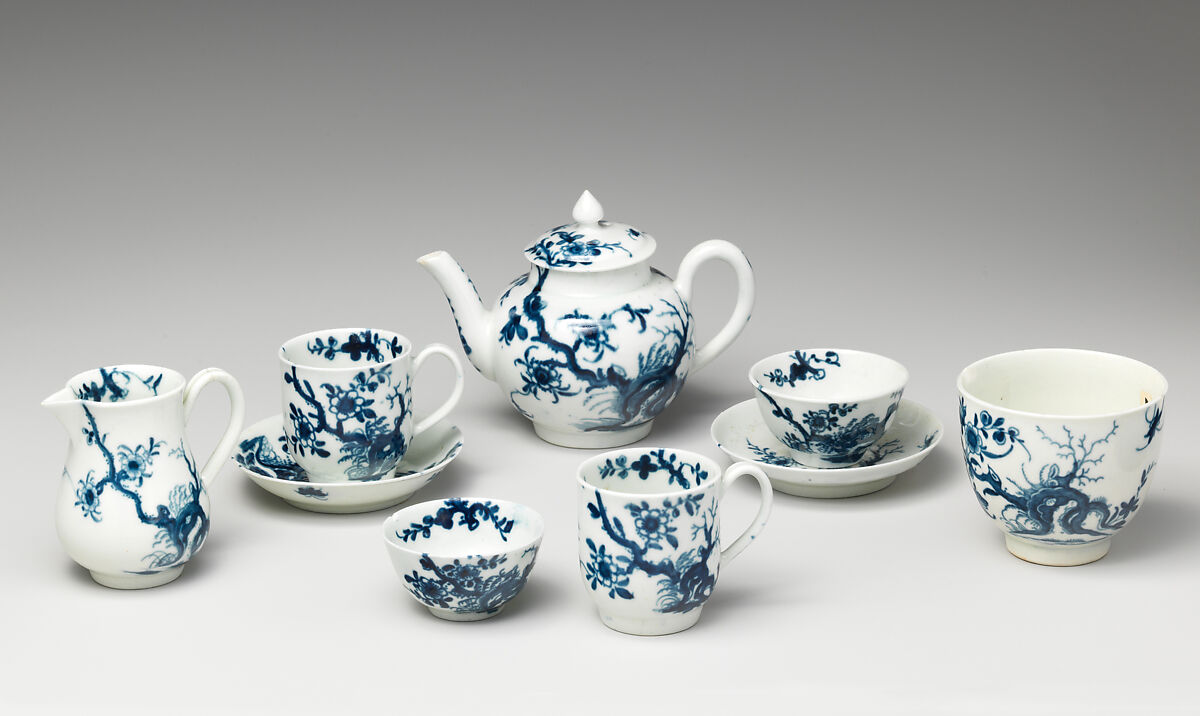 Two miniature bowls (part of a service), Worcester factory (British, 1751–2008), Soft-paste porcelain with underglaze blue, British, Worcester