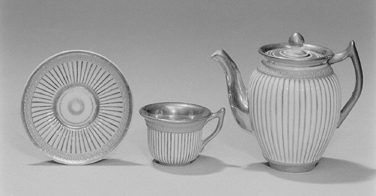 Miniature tea and coffee set, Imperial Porcelain Manufactory, St. Petersburg (Russian, 1744–present), Hard-paste porcelain, Russian, St. Petersburg 