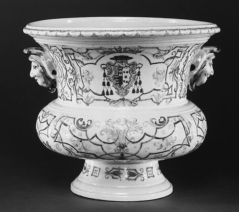 Wine cooler, Hard-paste porcelain, Chinese, for Portuguese market