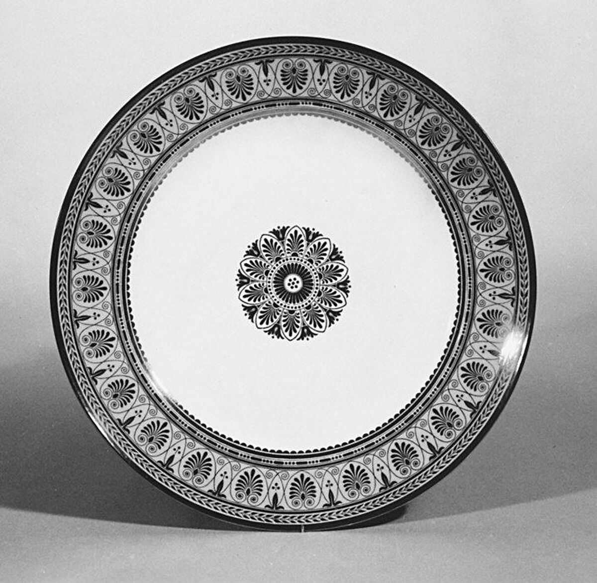 Plate, Sèvres Manufactory (French, 1740–present), Hard-paste porcelain, French, Sèvres 