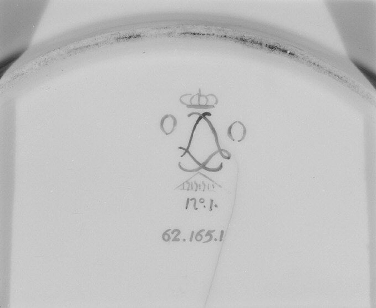 Plate, Sèvres Manufactory (French, 1740–present), Hard-paste porcelain, French, Sèvres