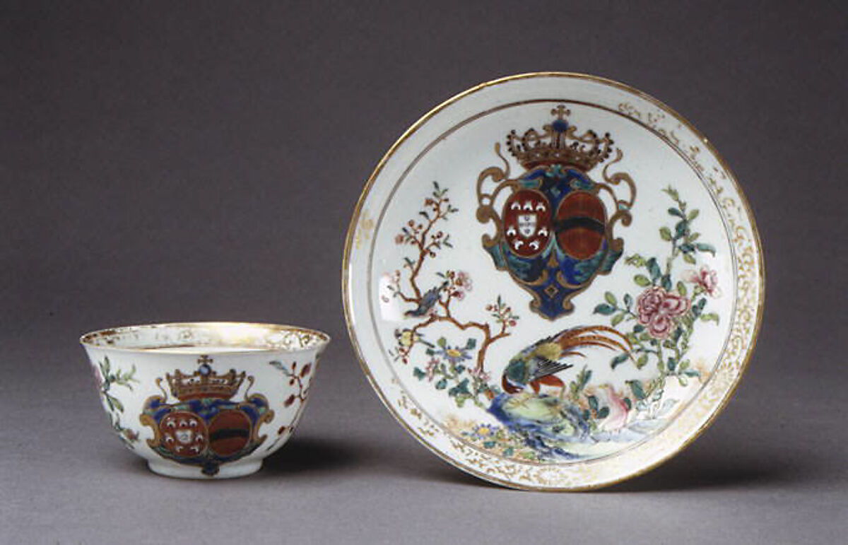 Teabowl and saucer, Hard-paste porcelain, Chinese, for Portuguese market 