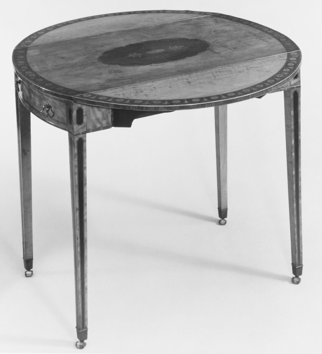 Drop-leaf table, Inlaid satinwood, British 