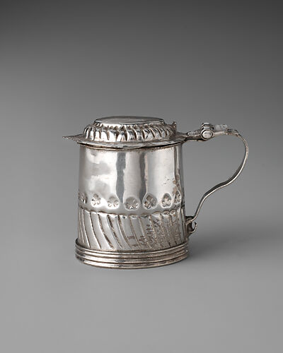 Miniature tankard