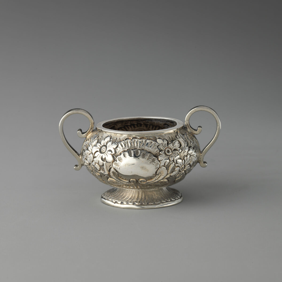 Miniature sugar bowl (part of a set), Henry Flavelle, Silver, Irish, Dublin 
