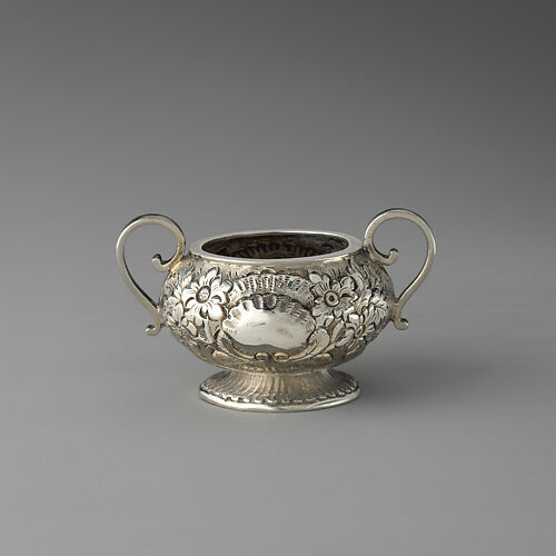 Miniature sugar bowl (part of a set)