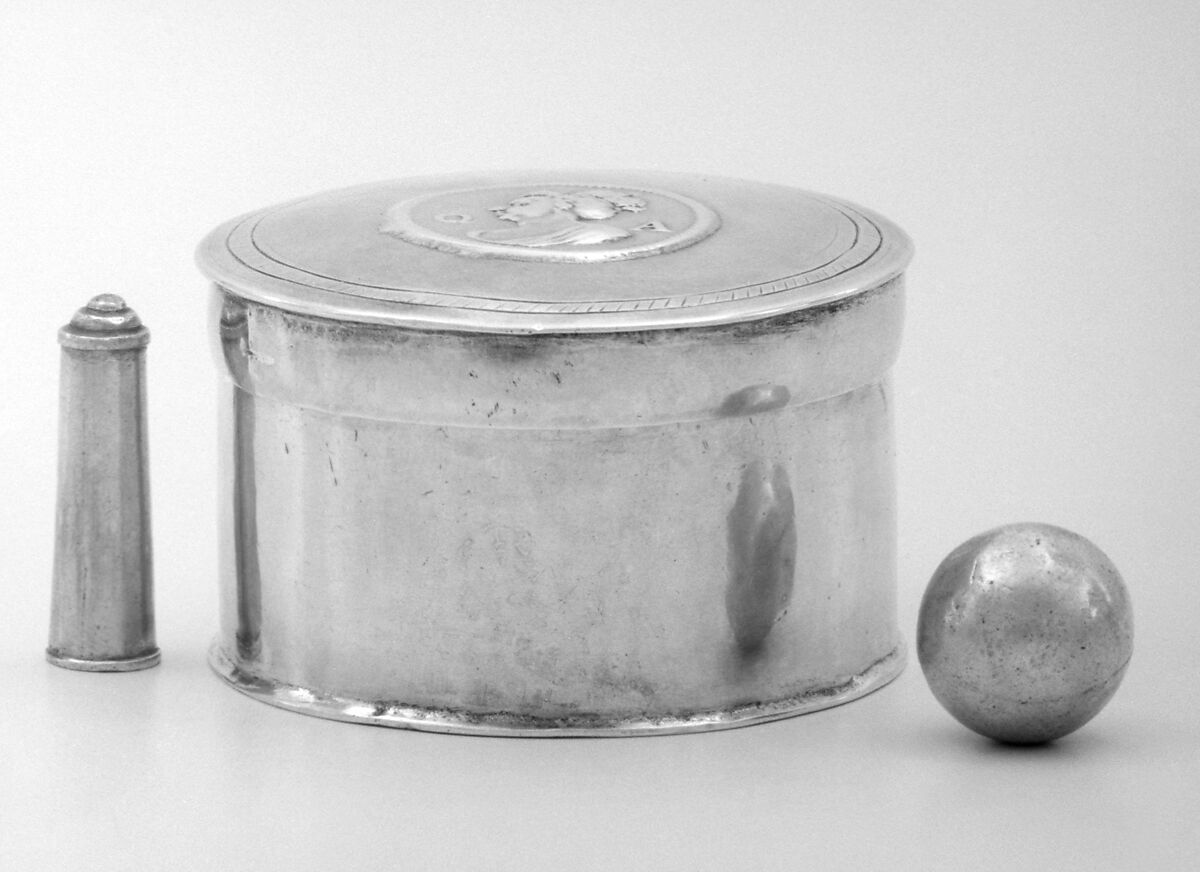 Miniature box with cover, T.K., London, Silver, British, London