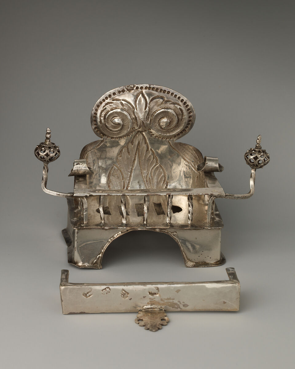 Miniature fender (part of a set), Probably George Manjoy (British, active 1685–ca. 1720), Silver, British, London