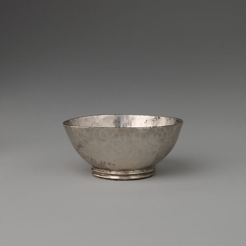 Miniature bowl