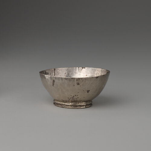 Miniature bowl