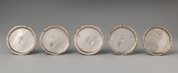 Five miniature dishes